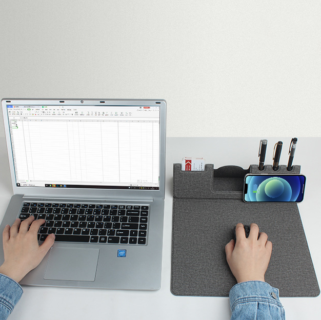 Foldable Wireless Charging Mouse Pad