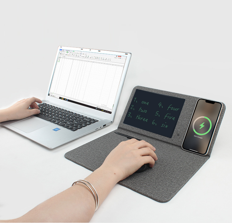 Foldable Wireless Charging Mouse Pad
